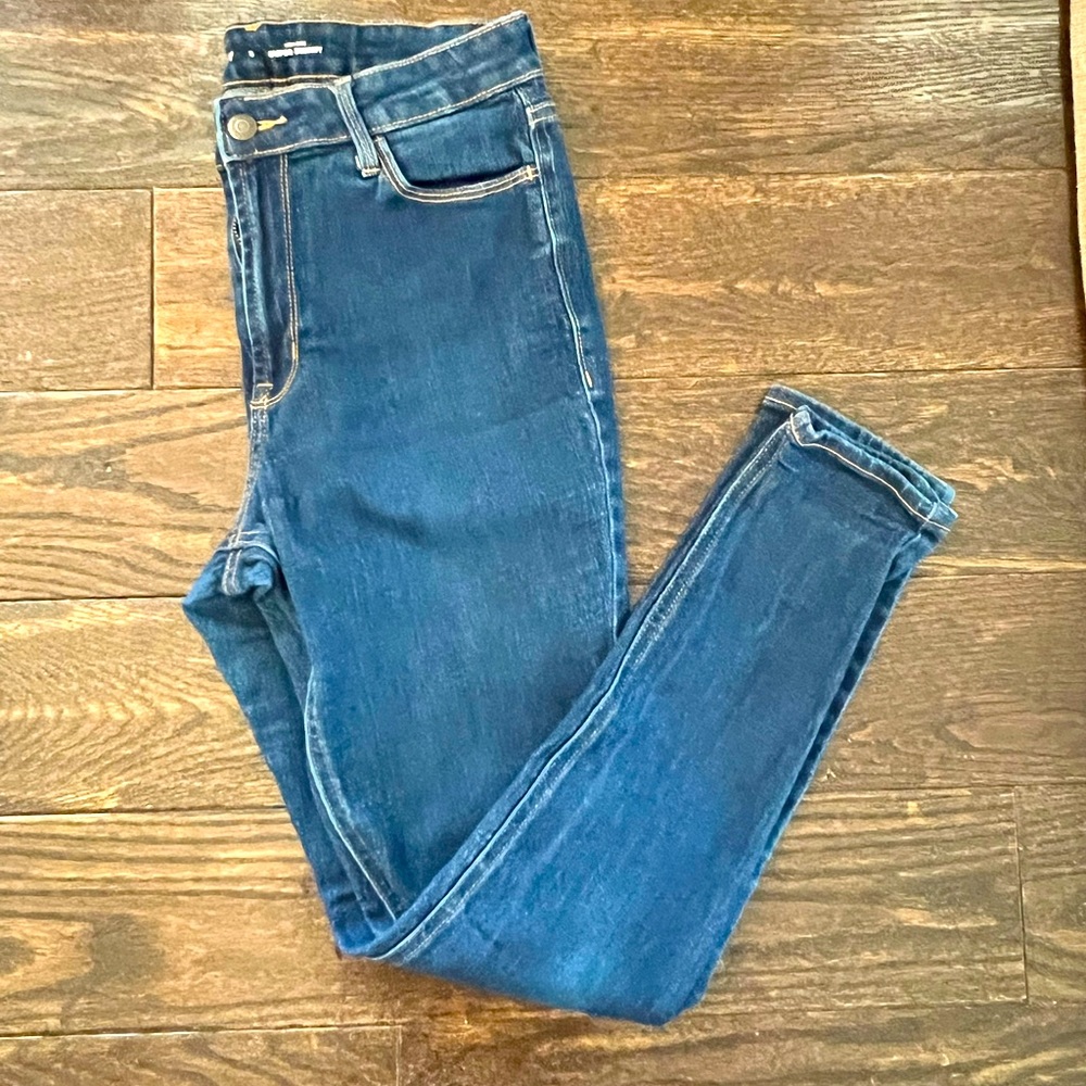 Old Navy Rockstar Super Skinny jeans. Size 8.